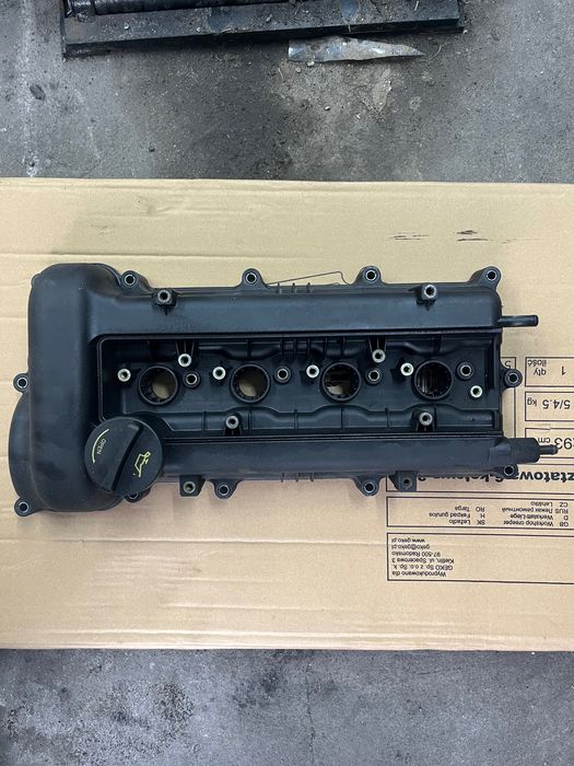 Pokrywa zaworów Kia ceed 1.4