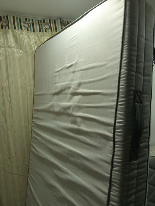 2 colchões de solteiro pouco uso