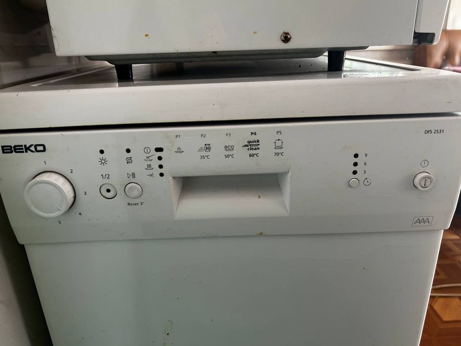 Посудомийна машина BEKO DFS 2531
