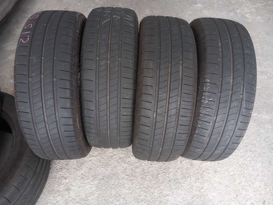 4 Pneus 215/50R19 Bridgestone