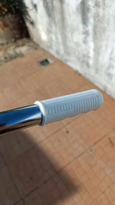 Guiador de pasteleira leader cromado