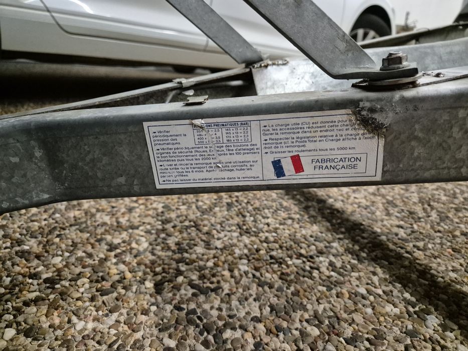 Atrelado para uma mota