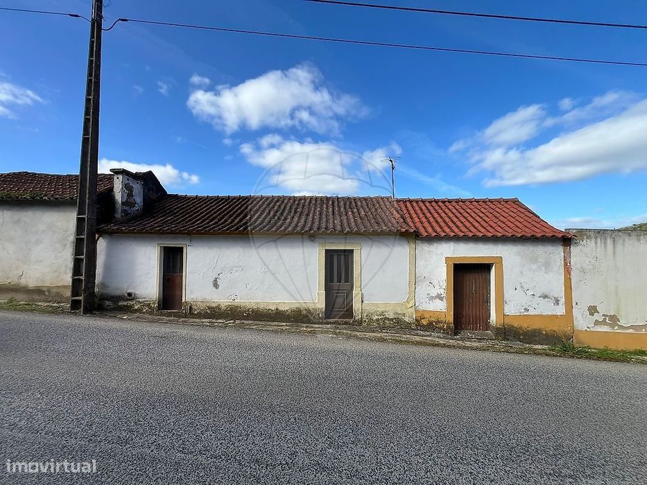 Moradia T2 para venda — Meca, Lisboa