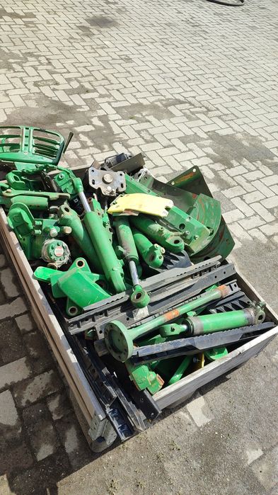 Zaczep  8R kula ramka zaczepowa części John Deere sauermann