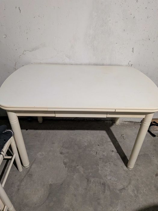 Conjunto de Mesa de Jantar + 4 Cadeiras + 2 Bancos