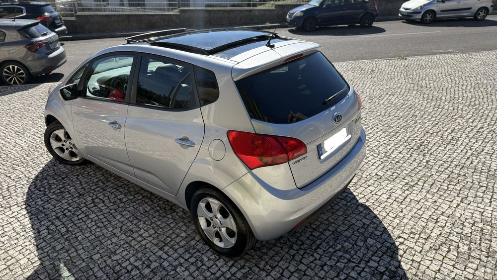 2010 (DIESEL) Kia Venga 1.4 CRDi - Android & Apple CarPlay