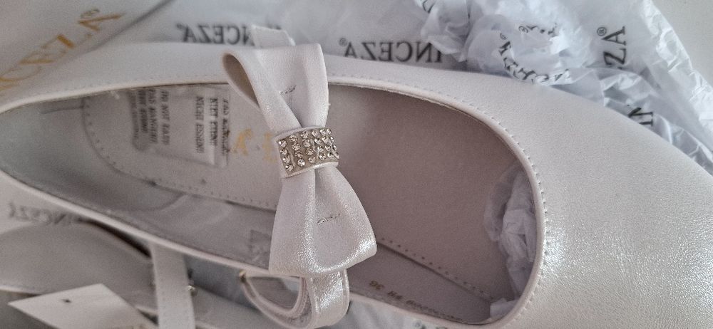 Buty komunijne nowe