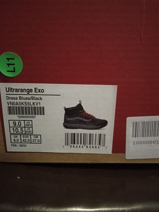 Продам vans ultrarange exo