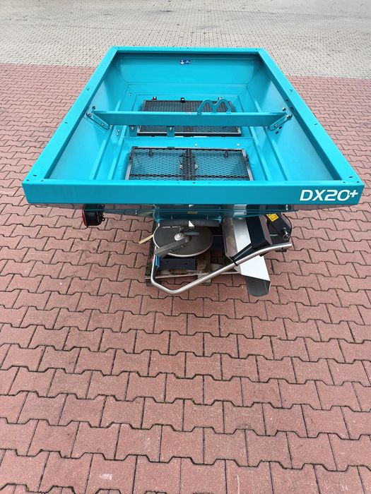 Rozsiewacz nawozów Sulky DX20+ Poj. 900L