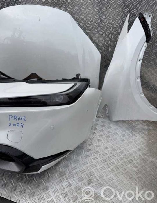 БАмпер Toyota Prius xw60 розборка шрот