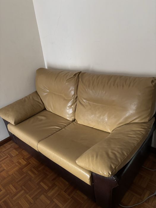 Sofa usado dois lugares (negociável)