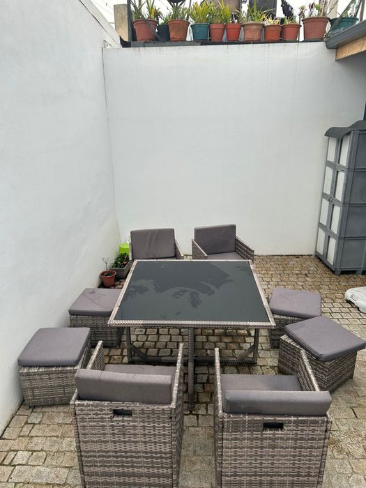 Mesa da Jardim c/ 4 cadeiras e 4 bancos