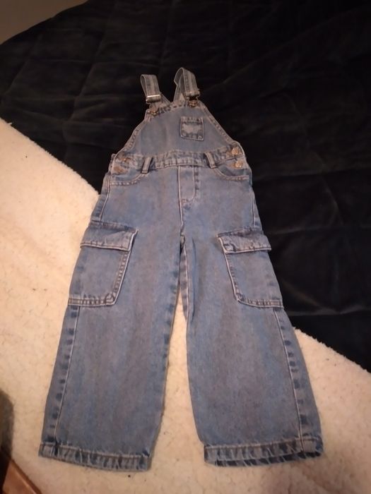 Roupa menina 3 anos  , bom estado