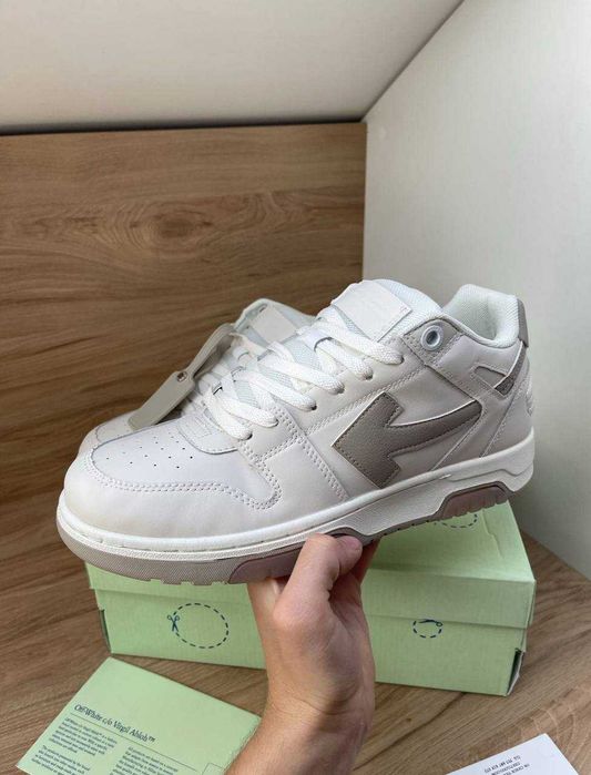 Кросівки Off-White / Out Of Office / оф вайт white/black