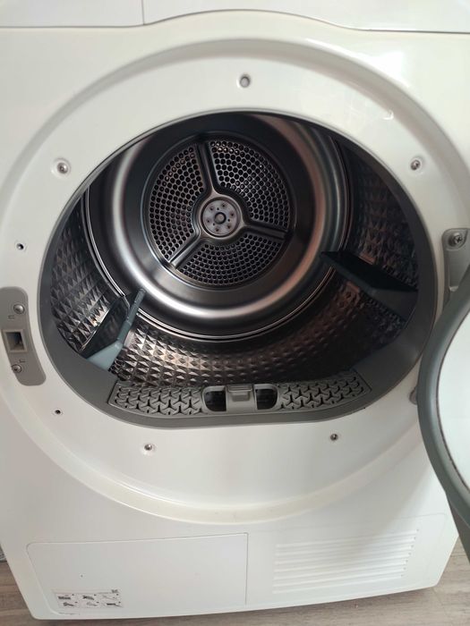 Szuszarka Samsung (DV7FM5020KW/EG) - OptimalDry 7kg z pompą ciepła (A++)