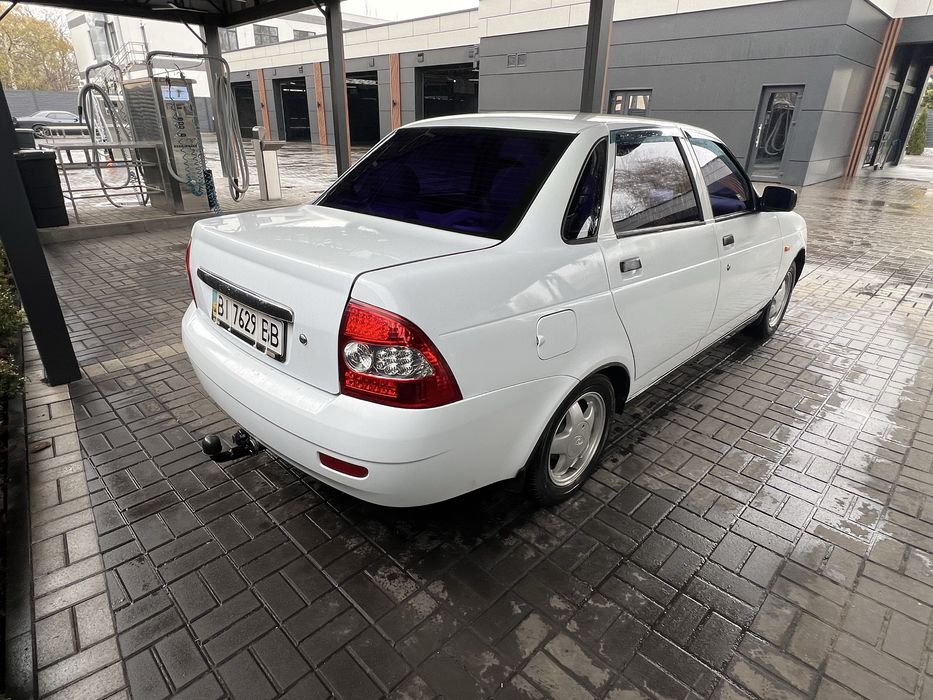 LADA priora Лада Пріора