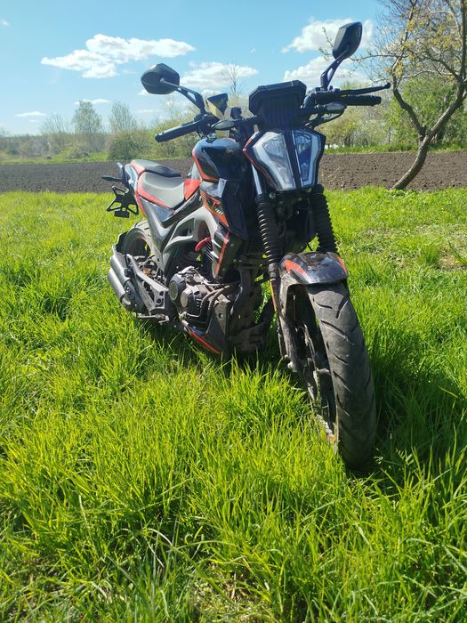 Продаю мустанг ст 200