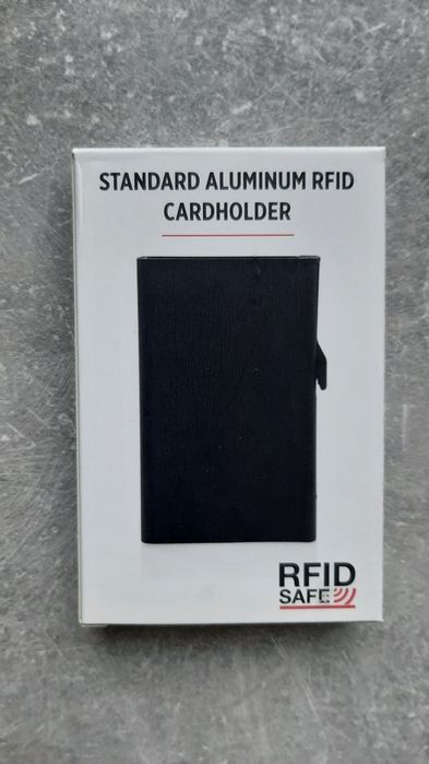 Etui na karty RFID / antykradzieżowe / portfel
