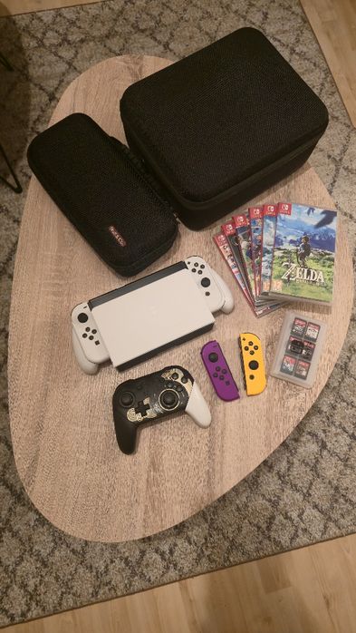 Zestaw Nintendo Switch OLED + 2xJoycony + Pro Controller + 6 Gier etui
