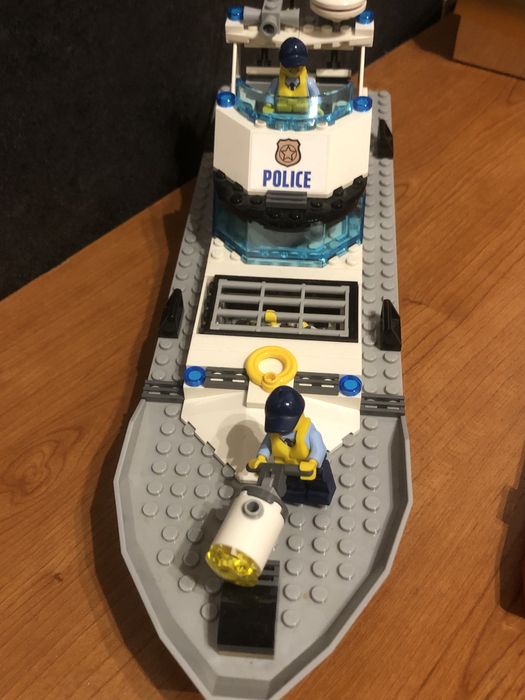 Lego city barco polícia