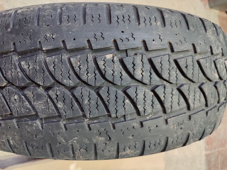 Продам зимові колеса.