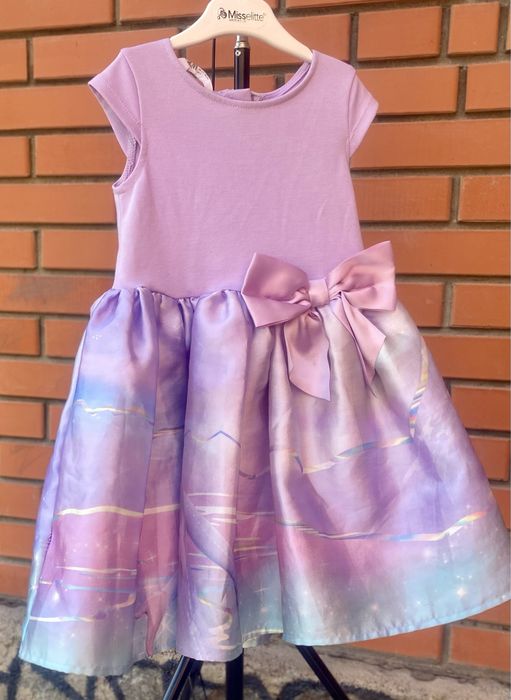 Сукня для дівчинки