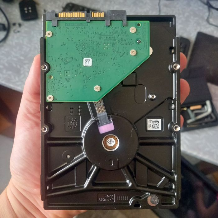 Dysk hdd 2tb segate w 100% sprawny
