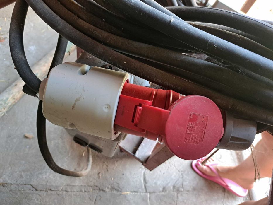 INDUKTA silnik motor