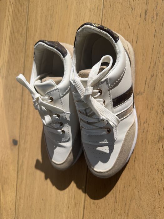 Sneakersy biale roz 37