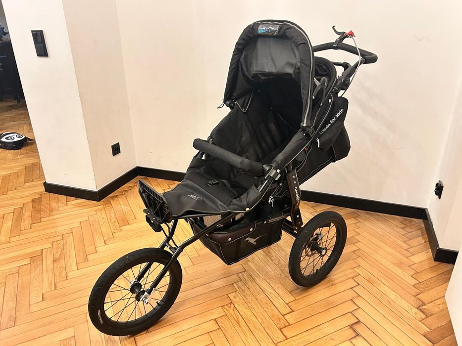 Wózek biegowy TFK joggster III komplet czarny. Od 0 do 5 lat