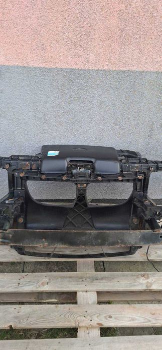 pas przedni bmw e87 benzyna