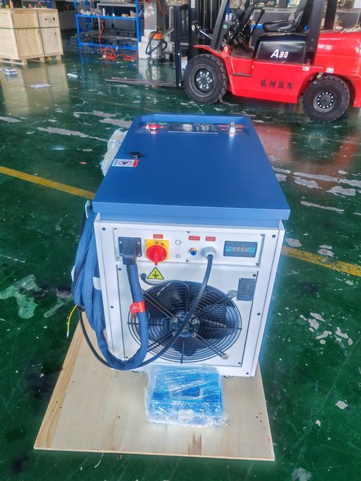 Апарат лазерного очищення 2000W