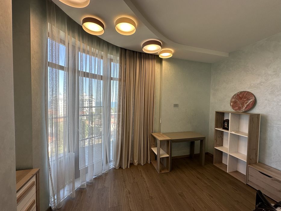 Шикарная 2к на Французском бульваре