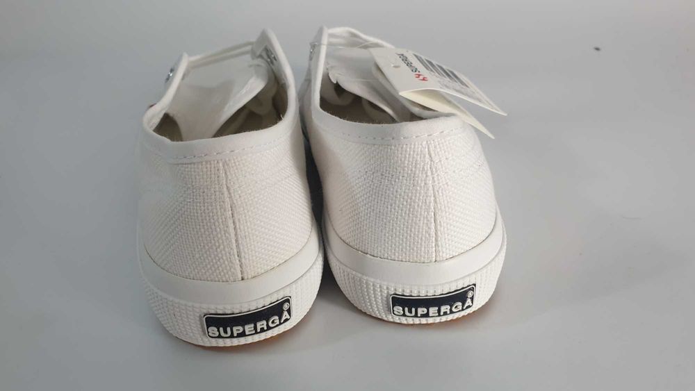 SUPERGA trampki  biale   SZNUROWANE NISKIE UNISEKS rozmiar  37
