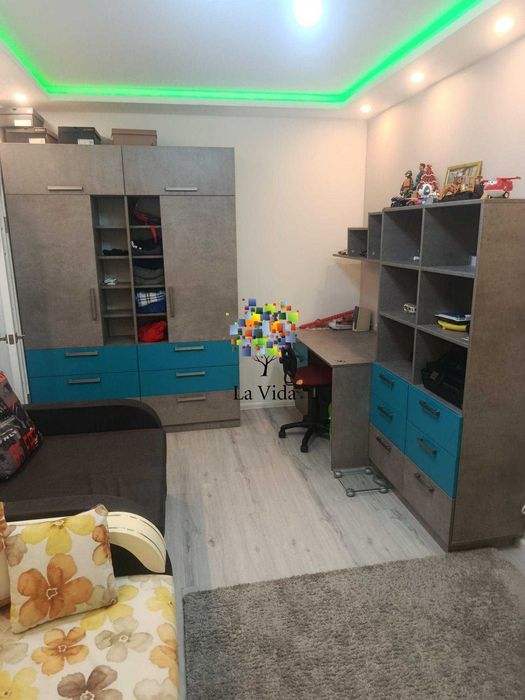 Продаж 1к квартири Милославська 5а