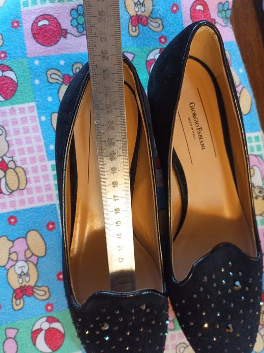 Продам женские туфли лодочки балетки Италия 40р 26 см