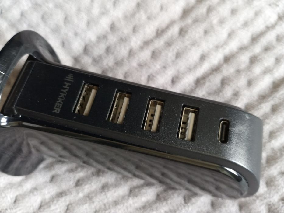 Ładowarka USB i USB C do telefonu 5 gniazd