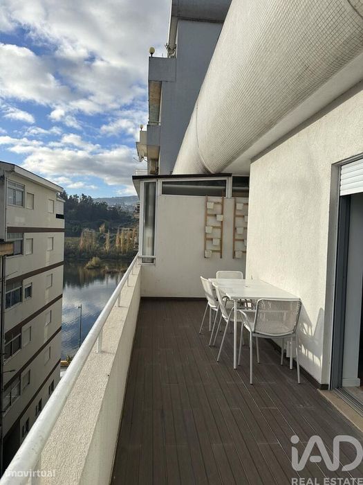 Apartamento T2 em Peso da Régua e Godim de 103,00 m2
