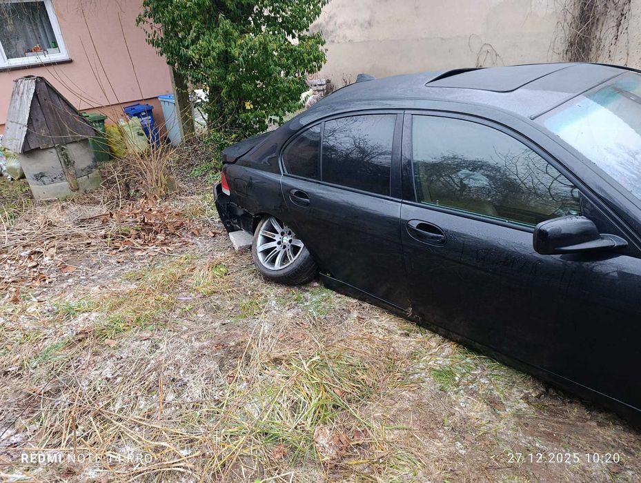 Sprzedam BMW 730 d po dachowaniu