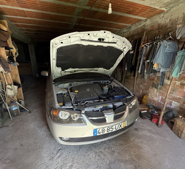 Venda Nissan Almera
