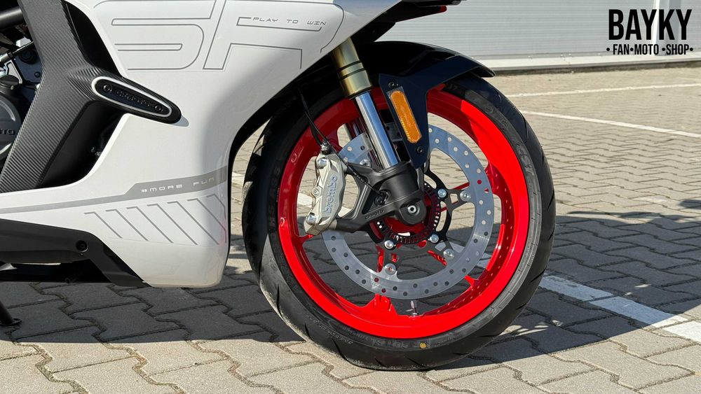 Мотоцикл CFMOTO 450SR