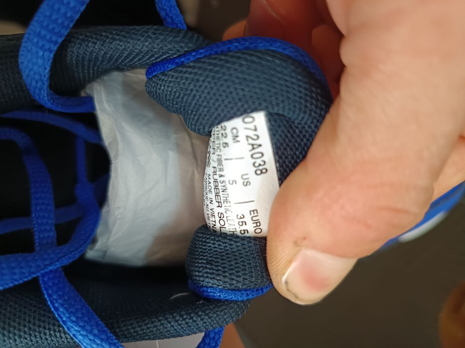 Buty sportowe Asics task 2