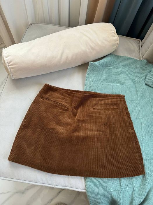 Продам брендові спідниці
