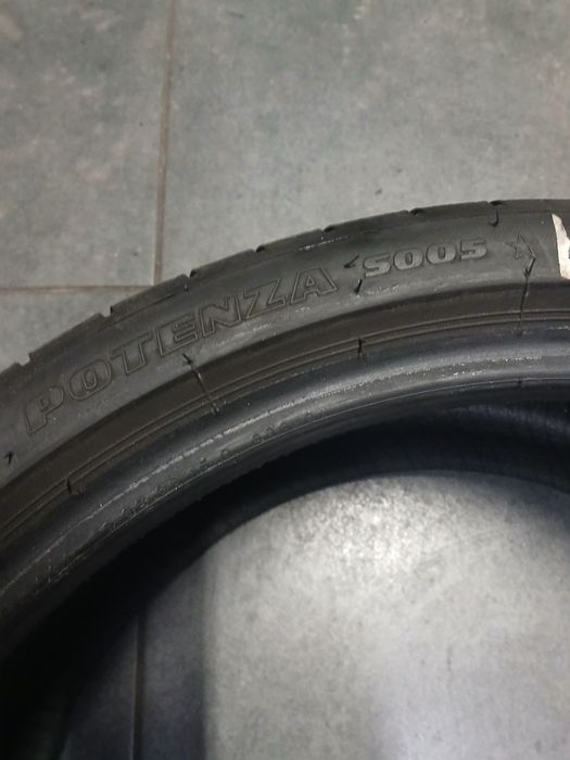 2 pneus 235 35 r19 bridsgestone