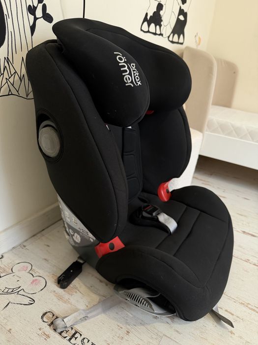 Автокрісло Britax Romer Evolva