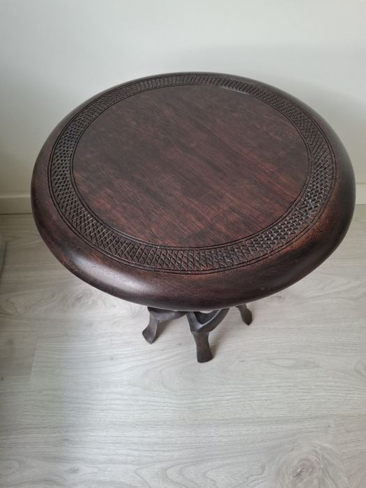 Mesa de centro em pau preto de Angola