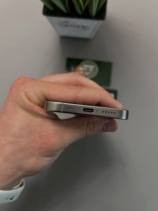 iPhone 16 Pro,512GB,Natural!Neverlock!Гарантия!Магазин!