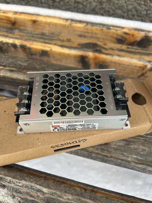 DC-DC перетворювач Mean Well RSD-30G-5 (12/24V → 5V)