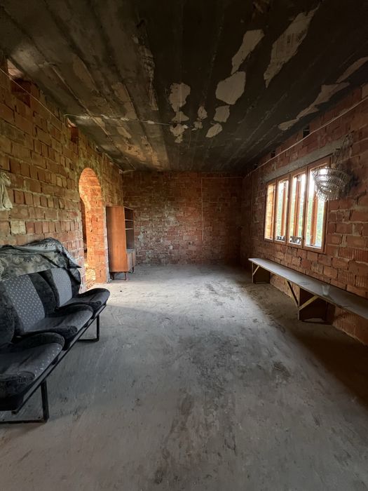 Продаж приміщення з гаражем в Чагрі