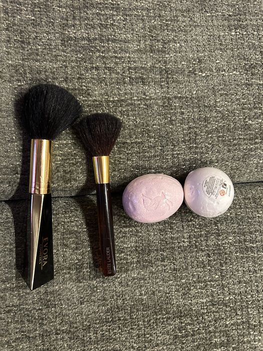 Pędzle  do makijażu Estee Lauder +kule do kąpieli GRATIS!